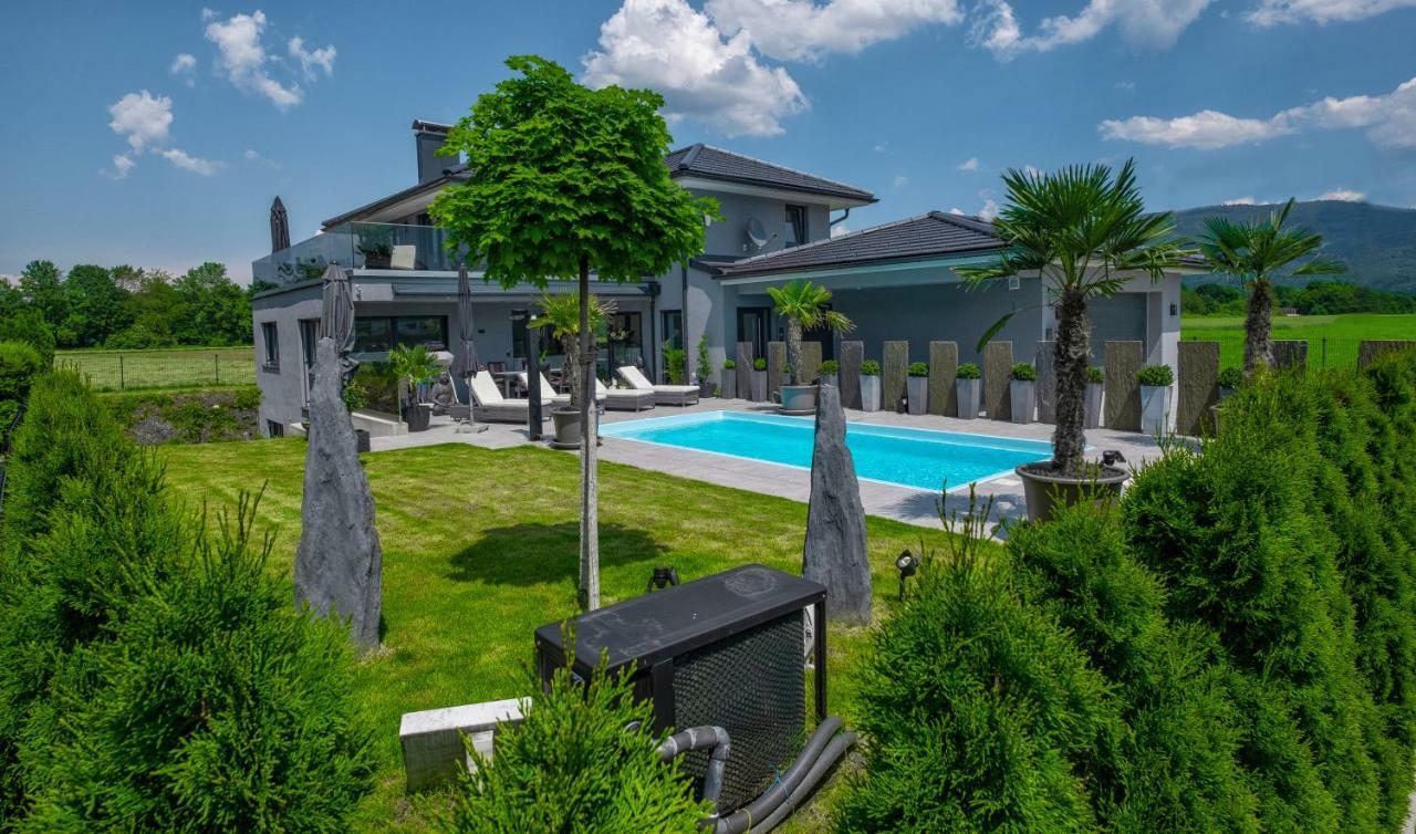 Luxurioese Penthaus Wohnung Anif Dış mekan fotoğraf